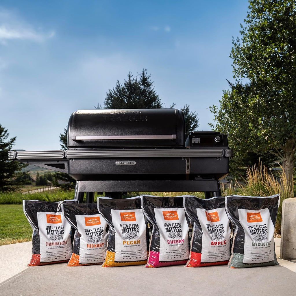 Traeger Grills Signature Blend 100% All-Natural Wood Pellets for Smokers and
